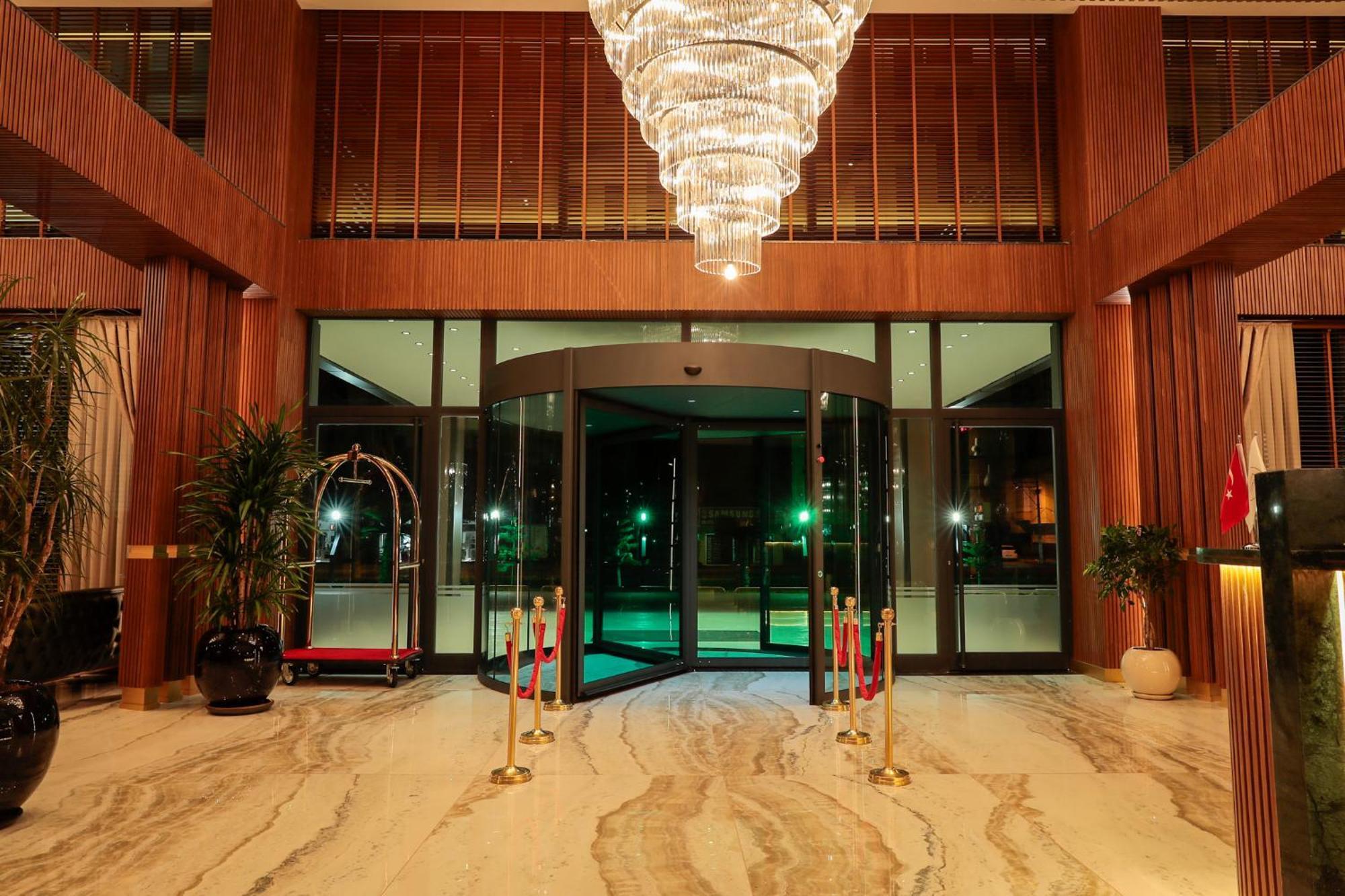 Park Dedeman Mersin Marina Çiftlik Esterno foto
